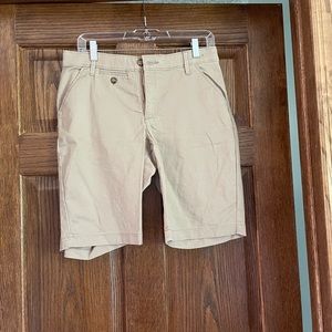 Lee Khaki Shorts